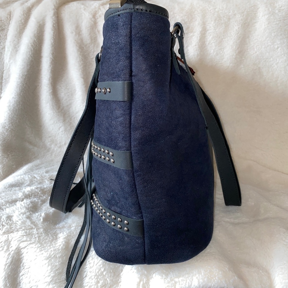 Trinity Ranch Purse - Picture 3 of 14